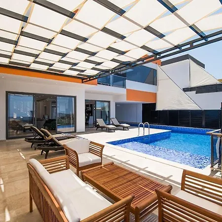 Assa Ferienhaus Betty * קס